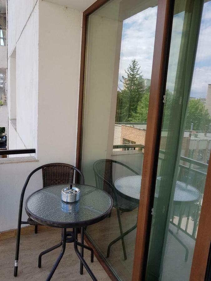 apartament 2 camere ultracentral Râmnicu Vâlcea Esterno foto
