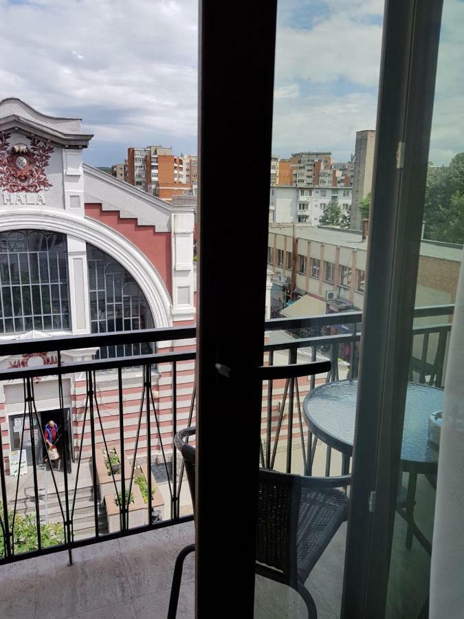 apartament 2 camere ultracentral Râmnicu Vâlcea Esterno foto