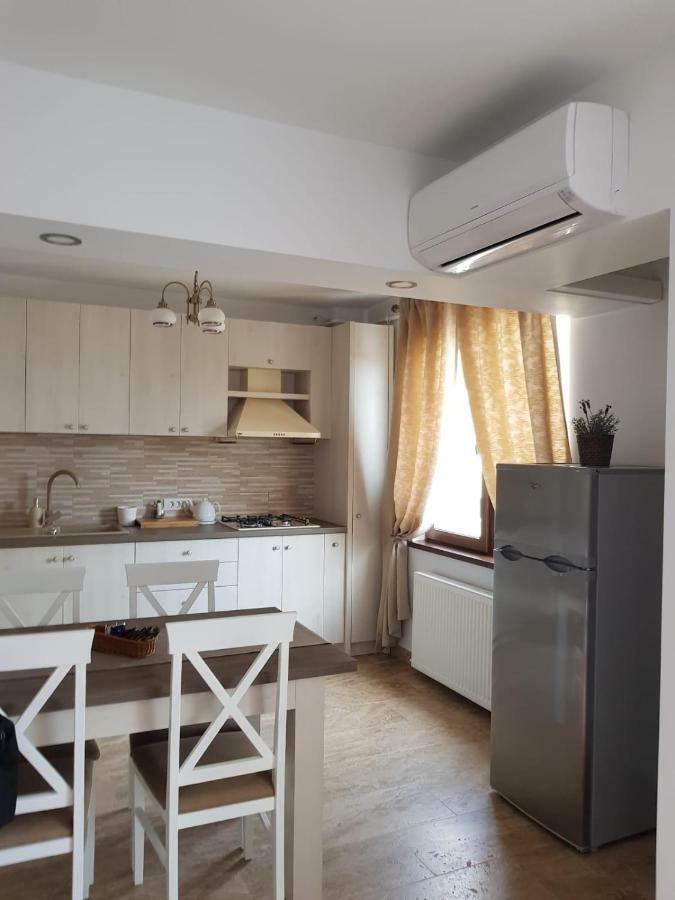 apartament 2 camere ultracentral Râmnicu Vâlcea Esterno foto