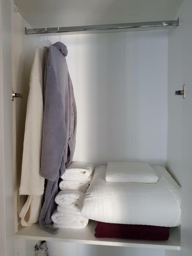apartament 2 camere ultracentral Râmnicu Vâlcea Esterno foto